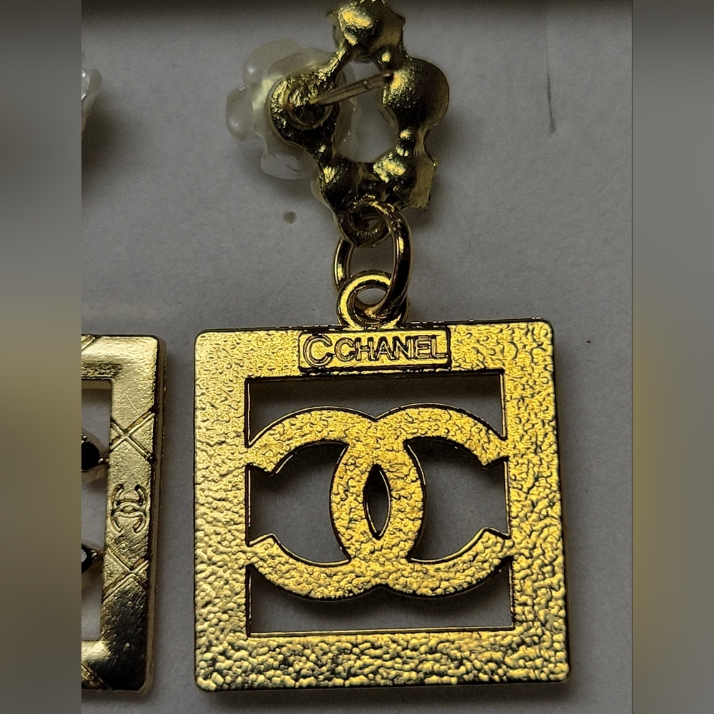 LV, gucci, YSL,chanel, DIOR, ZIPPER PULLS, Choice Of One - Picture 12 of 17